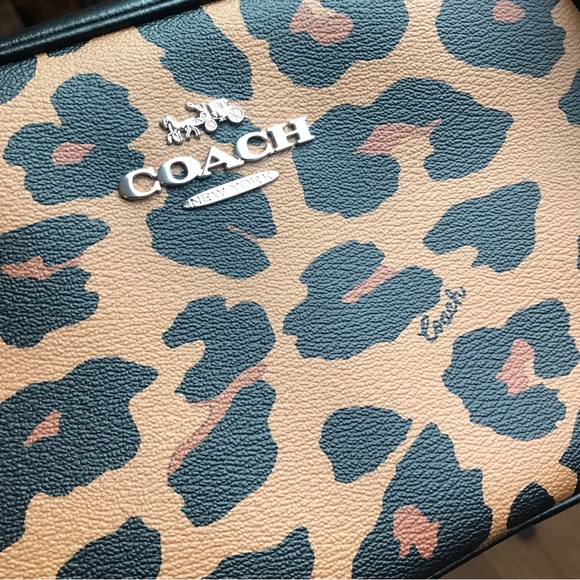 🐆 Coach Jamie Camera Bag In Signature Canvas With Leopard Print - Picture 10 of 11